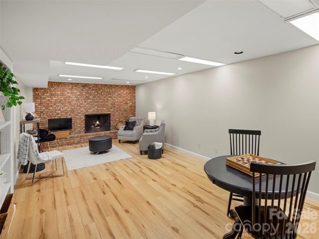 1 Glen Meadows Place, Arden, NC 28704