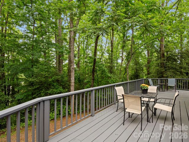 1 Glen Meadows Place, Arden, NC 28704