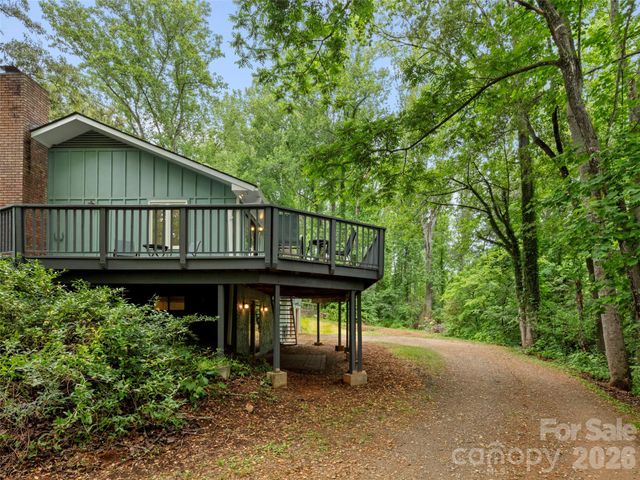 1 Glen Meadows Place, Arden, NC 28704