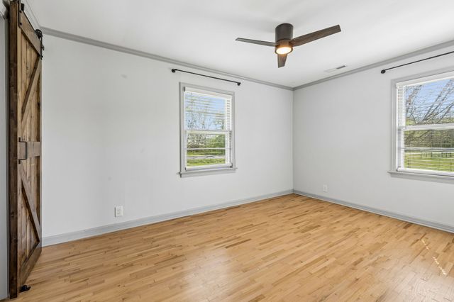 570 Piney Rd, W, Dickson, TN 37055