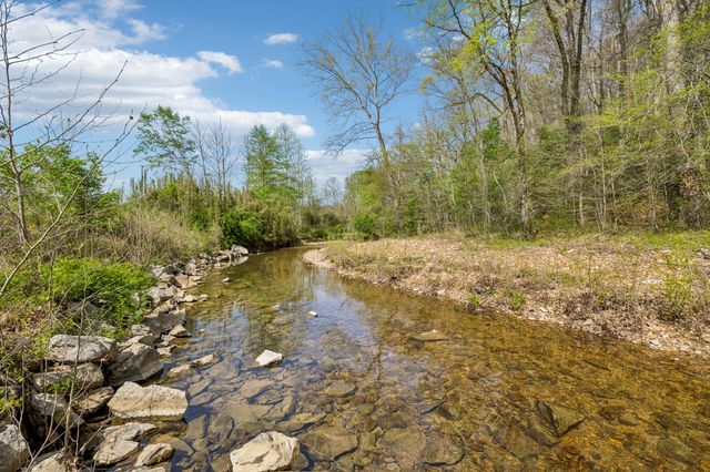 570 Piney Rd, W, Dickson, TN 37055