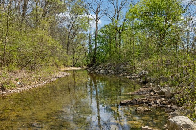 570 Piney Rd, W, Dickson, TN 37055