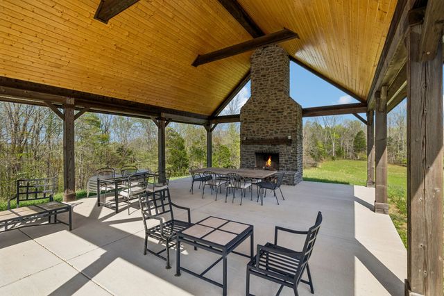 570 Piney Rd, W, Dickson, TN 37055