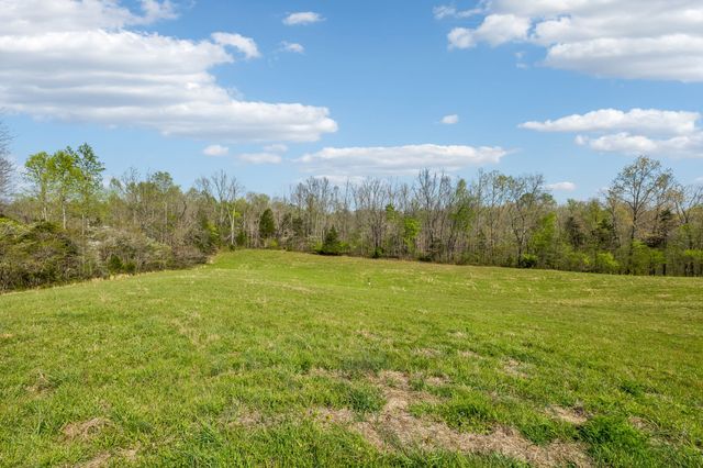 570 Piney Rd, W, Dickson, TN 37055