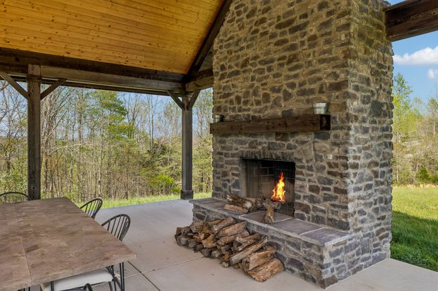 570 Piney Rd, W, Dickson, TN 37055