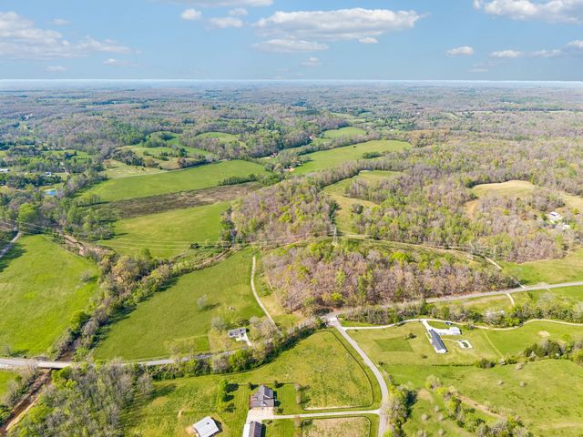 570 Piney Rd, W, Dickson, TN 37055