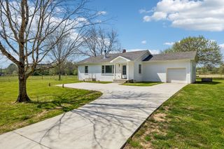 570 Piney Rd, W, Dickson, TN 37055