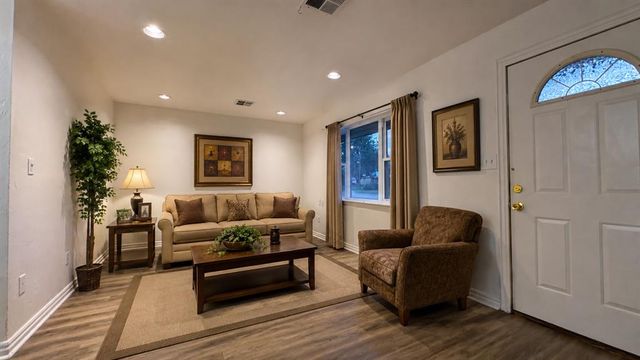 1407 N Fogarty Street, Guthrie, OK 73044