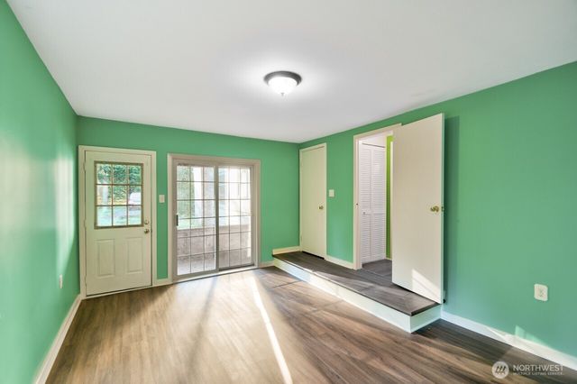 1804 33rd Avenue NE, Olympia, WA 98506