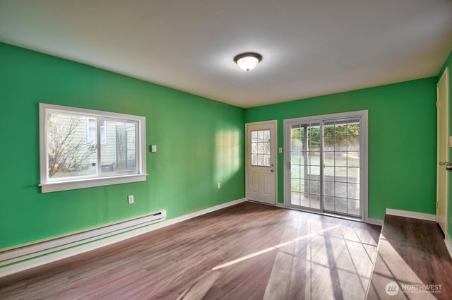 1804 33rd Avenue NE, Olympia, WA 98506