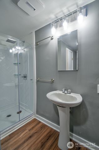 1804 33rd Avenue NE, Olympia, WA 98506