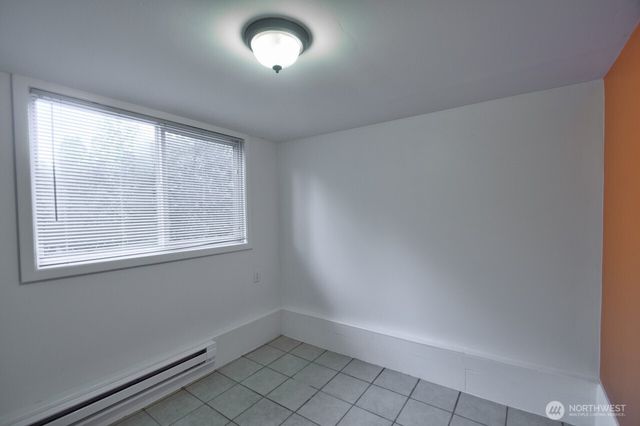 1804 33rd Avenue NE, Olympia, WA 98506