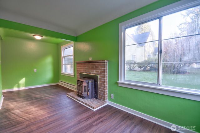 1804 33rd Avenue NE, Olympia, WA 98506