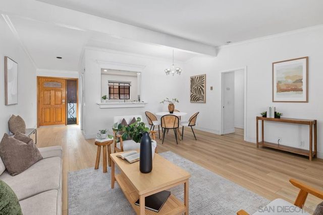 8860 Villa La Jolla 314, La Jolla, CA 92037