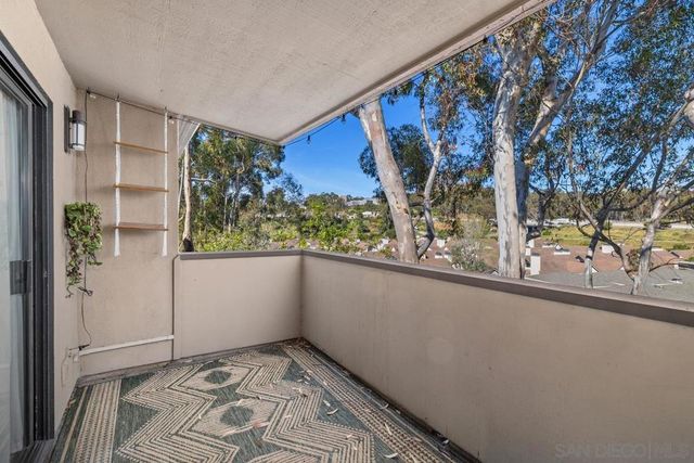 8860 Villa La Jolla 314, La Jolla, CA 92037