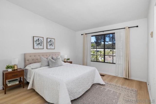 8860 Villa La Jolla 314, La Jolla, CA 92037