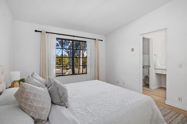 8860 Villa La Jolla 314, La Jolla, CA 92037