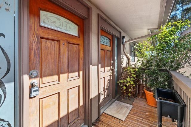 8860 Villa La Jolla 314, La Jolla, CA 92037