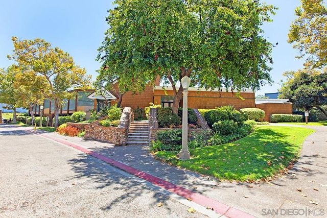 8860 Villa La Jolla 314, La Jolla, CA 92037