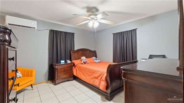 2312 Honolulu Avenue, Alton, TX 78573