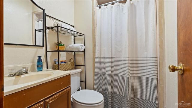 2312 Honolulu Avenue, Alton, TX 78573