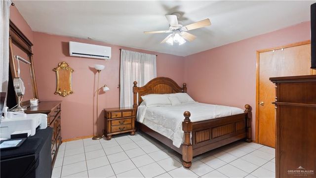 2312 Honolulu Avenue, Alton, TX 78573