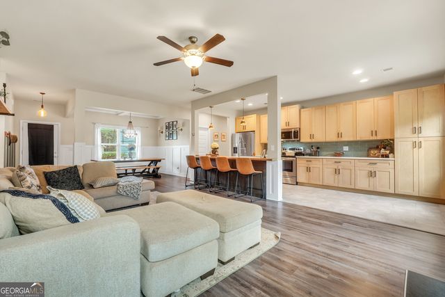 1003 Holliday Pass, Griffin, GA 30223