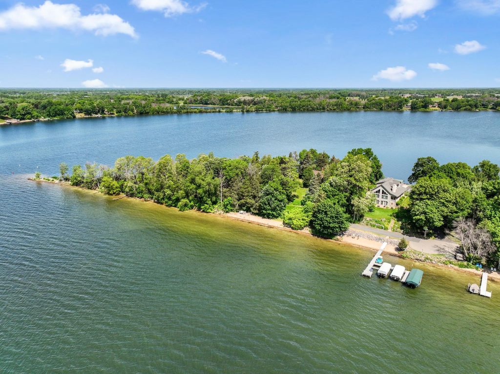 10200 Point Pleasant Road, Chisago City, MN 55013 — exterior