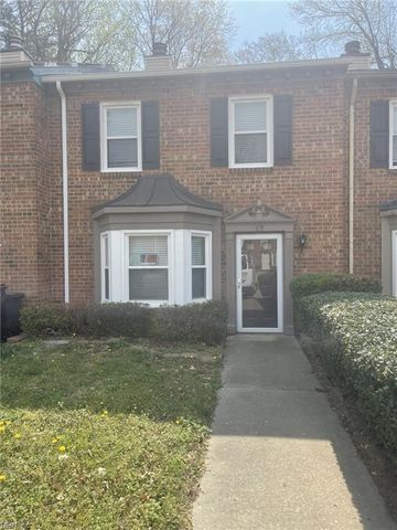 69 Colonial WAY, Chesapeake, VA 23325