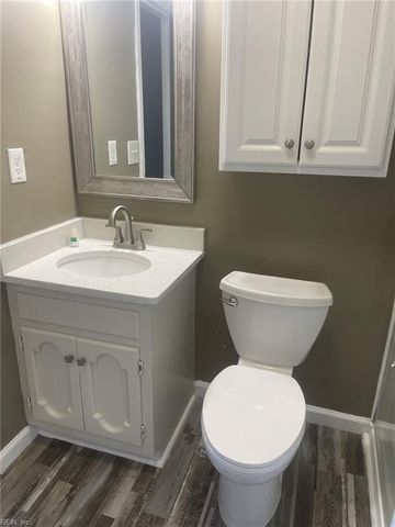 69 Colonial WAY, Chesapeake, VA 23325