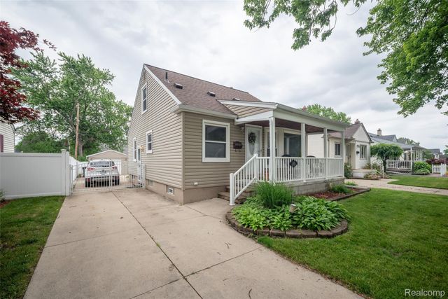 2252 Tyler Avenue, Berkley, MI 48072