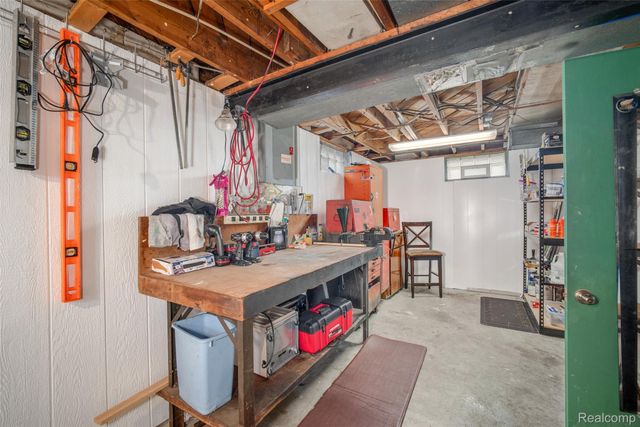 2252 Tyler Avenue, Berkley, MI 48072