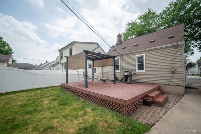 2252 Tyler Avenue, Berkley, MI 48072