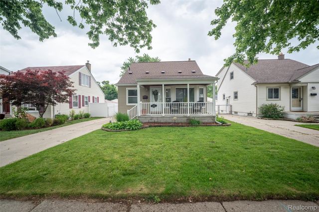 2252 Tyler Avenue, Berkley, MI 48072