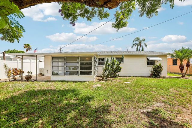 1535 SENTINEL STREET, Holiday, FL 34690