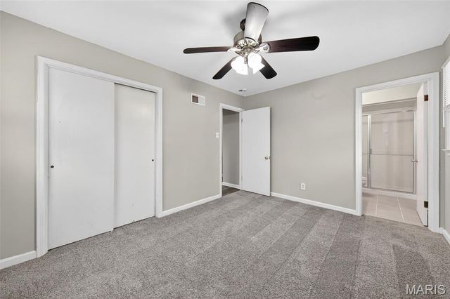 260 Saint Edward Lane, Florissant, MO 63033