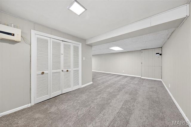 260 Saint Edward Lane, Florissant, MO 63033