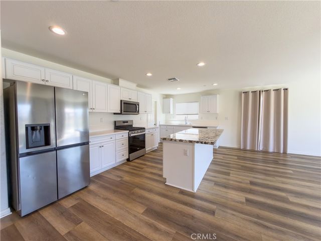 32285 Wild West Court, Winchester, CA 92596