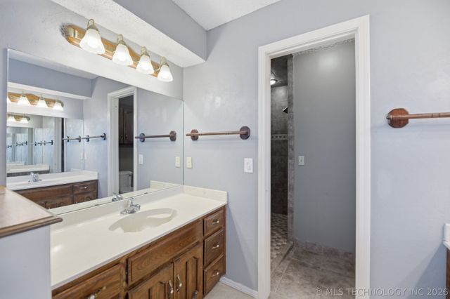 22277 S Dogwood Court, Claremore, OK 74019