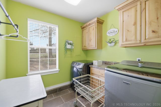 22277 S Dogwood Court, Claremore, OK 74019