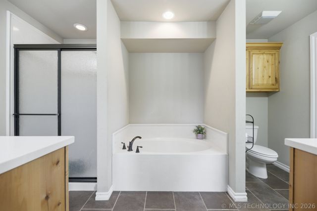 22277 S Dogwood Court, Claremore, OK 74019