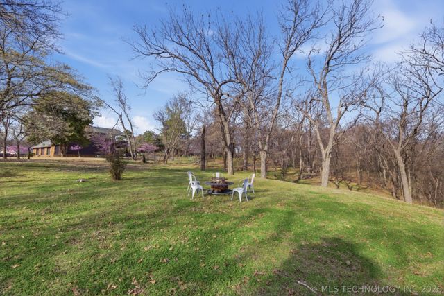 22277 S Dogwood Court, Claremore, OK 74019
