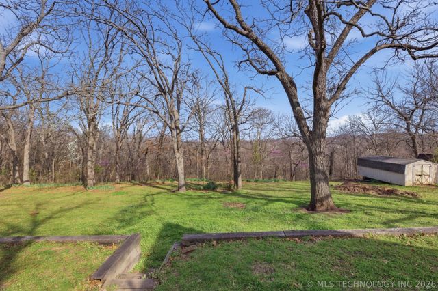 22277 S Dogwood Court, Claremore, OK 74019