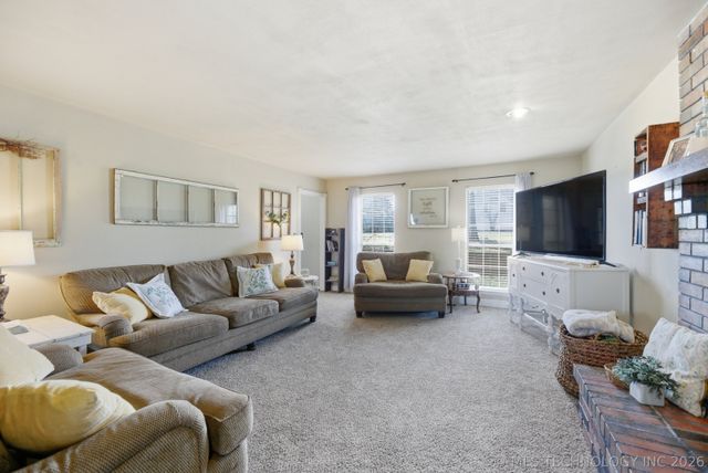 22277 S Dogwood Court, Claremore, OK 74019