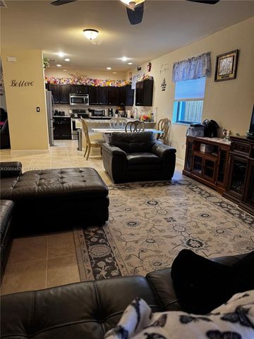 595 SE 33rd Terrace, Homestead, FL 33033