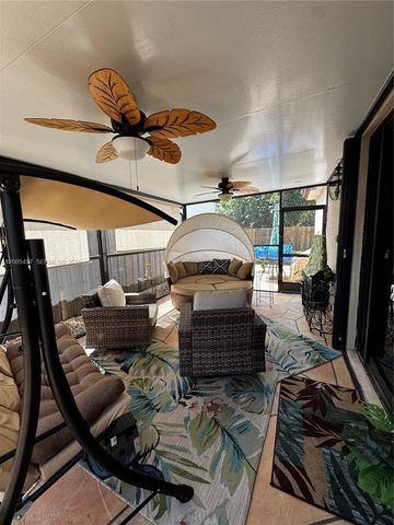 595 SE 33rd Terrace, Homestead, FL 33033