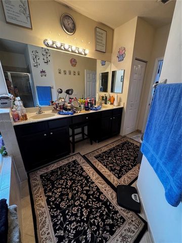595 SE 33rd Terrace, Homestead, FL 33033