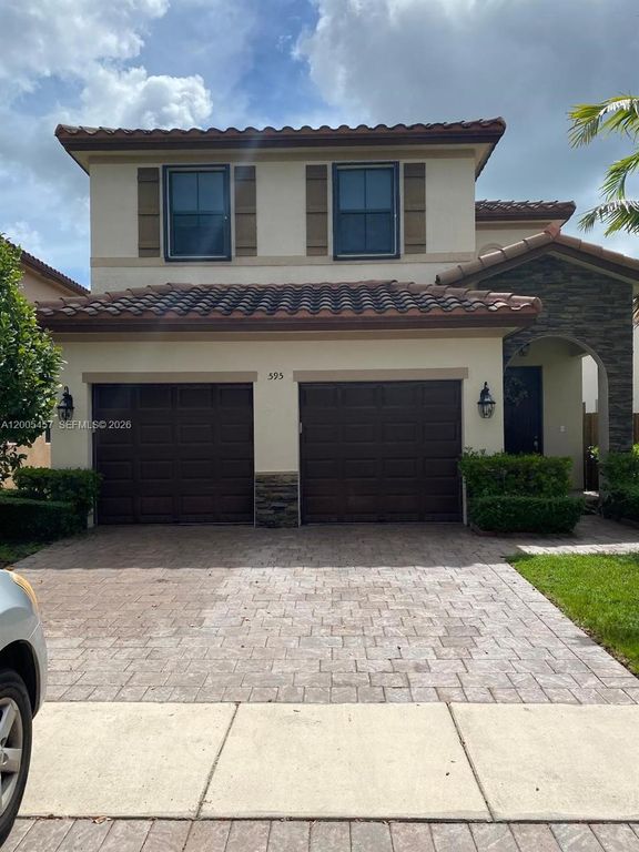 595 SE 33rd Terrace, Homestead, FL 33033