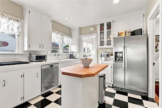1227 W 17th Street, San Pedro, CA 90731