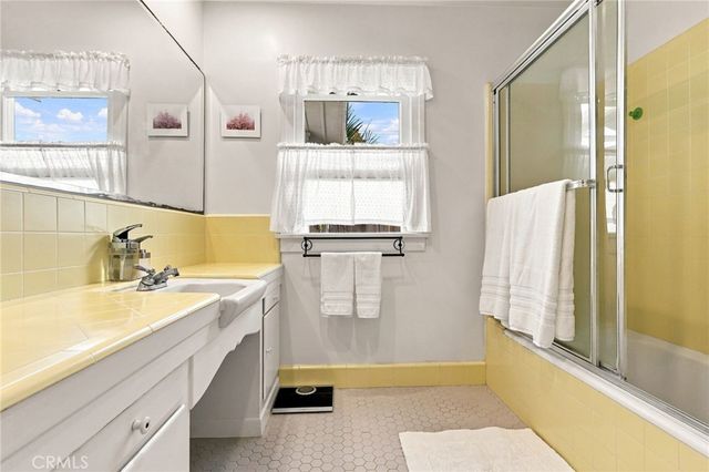 1227 W 17th Street, San Pedro, CA 90731